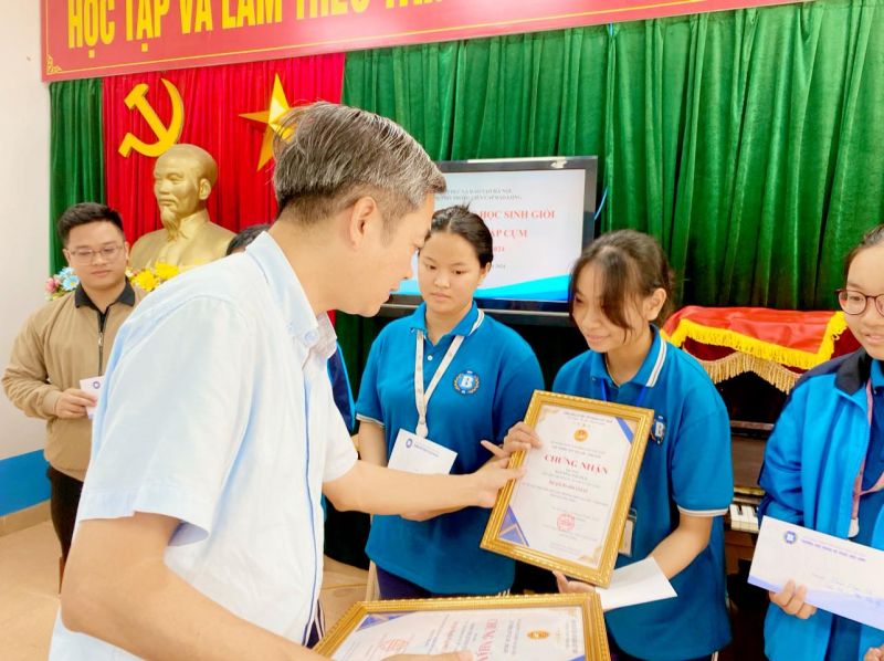 TRƯỜNG PTLC BẢO LONG VINH DANH HSG VĂN HOÁ CỤM GIA LÂM - LONG BIÊN NĂM HỌC 2023 - 2024