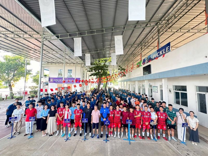 LỄ RA MẮT CLB ĐÁ BÓNG PARK HANG SEO