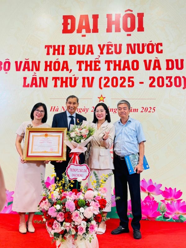 TRƯỜNG BẢO LONG CHÚC MỪNG